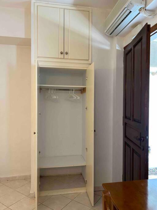 Cozy Studio In Skala, Agistri Appartement Buitenkant foto
